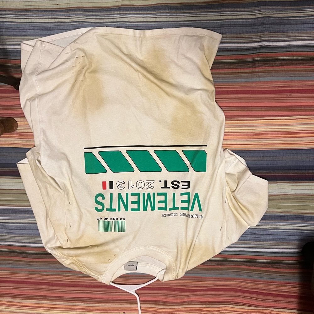 Vetements Cream and Green Graphic Swim Shirt